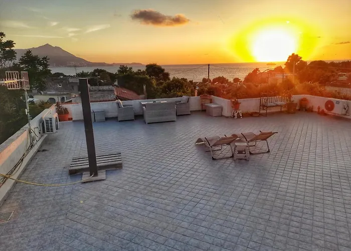 La Luna Nel Pozzo Procida